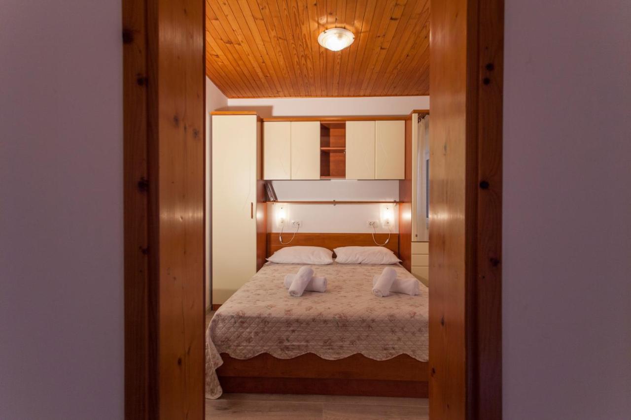 Apartman Budimir Cres Buitenkant foto