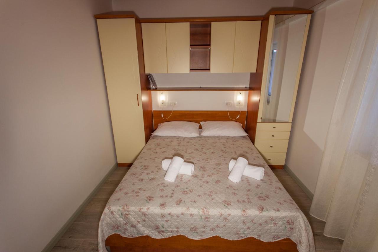 Apartman Budimir Cres Buitenkant foto