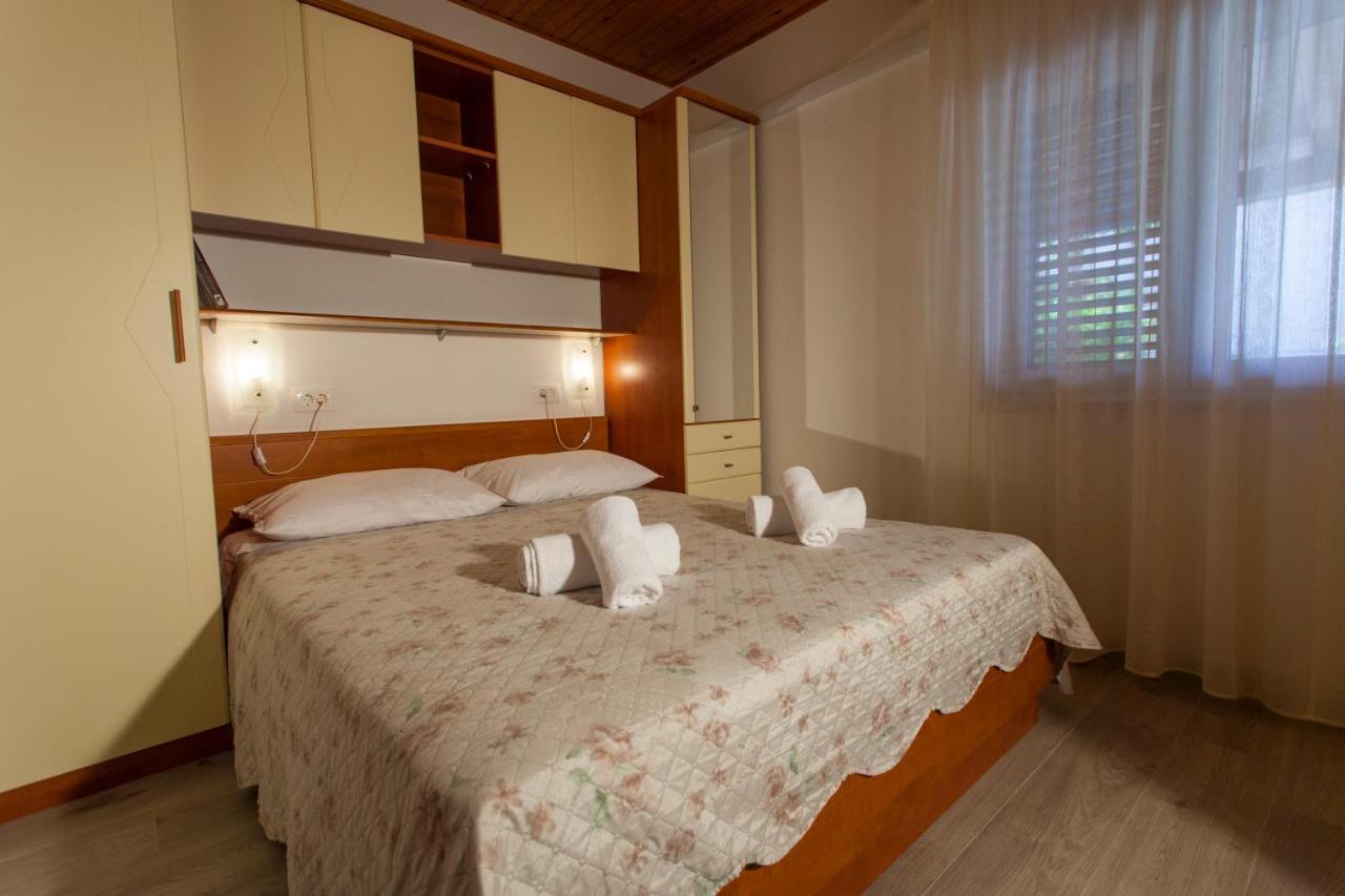 Apartman Budimir Cres Buitenkant foto